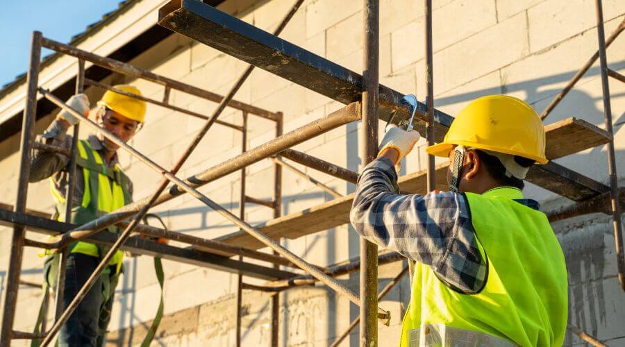 Professional residential roofers in Wapiti, WY
